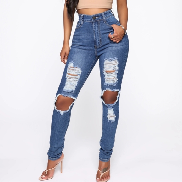 Fashion Nova Denim - Distressed Jeans Size 3/4
